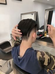 -贝勒爷专业男发