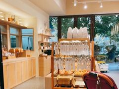 -Dough&Joe团憩(瑞虹天地月亮湾店)