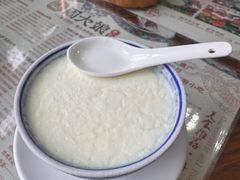 -周大娘牛乳(旧寨古村总店)