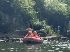 -安吉龙王山峡谷漂流