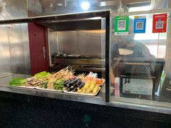 -万记麻辣烫国展总店