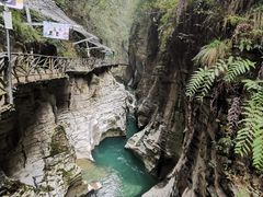 -蝶舞清江·恩施地心谷景区
