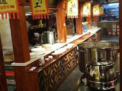 自助取餐区-冷大厨灌汤包