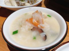 招牌鲜虾粥-颐和•海鲜砂锅粥•啫啫煲(奥林匹克广场店)