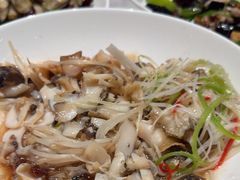 -五谷丰登农家院·地道胶东菜·海鲜烧烤(威海店)