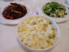 咸蛋黄烩豆腐-黄弟大排档·湖南菜·小龙虾·小海鲜(凯旋北路店)