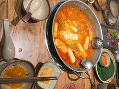 -野山舂·贵州现舂酸汤火锅(鸿通城店)