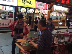 -八一好吃街·高品美食广场