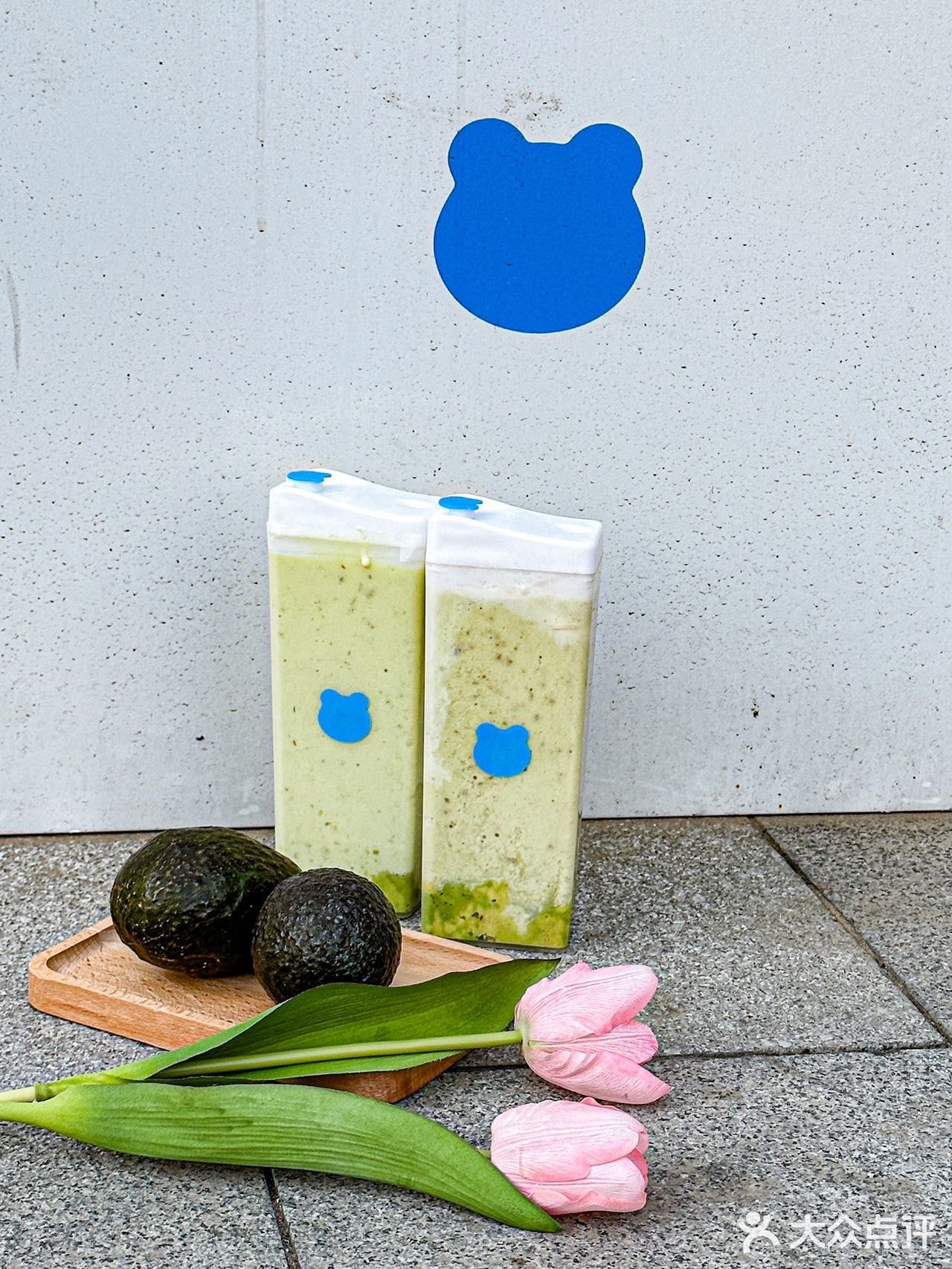 一整颗现开牛油果🥑，不喝真的会后悔！