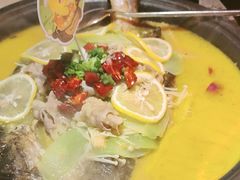 -探鱼·鲜青椒爽麻烤鱼(广州欣荣广场店)