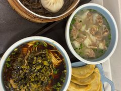 -老新隆牛肉锅贴(新街口店)