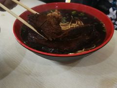 -小龙大肉面馆