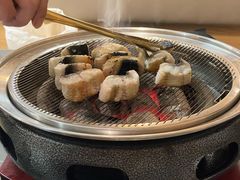 -围炉肉舍•炭烤活鳗•丹东海鲜烤肉(步行街店)