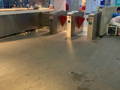 -冰堡国际溜冰场(观澜湖新城MHMALL店)