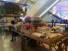 -L.C FLORA花予你(城西银泰城店)