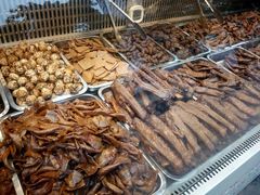 -张鸭子重庆特产卤味小吃(未来国际店)