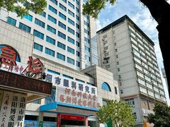 -博爱眼科体检中心·近视摘镜·医学验光配镜