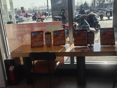 -必胜客(磁器口店)