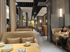 -荷花亭·湖北融合菜(十堰武商MALL店)