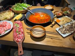 -贵厨酸汤牛肉(花果园国际中心店)
