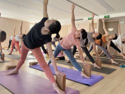 -酉嘉瑜伽YO+YOGA