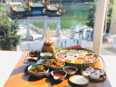 -包整·丝娃娃(一览甲秀楼风景店)