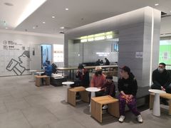 -喜茶(杭州滨江宝龙店)