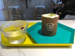 -茶是一枝花泡茶店