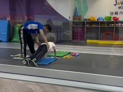 -卓跃儿童运动馆(熙地港中心)