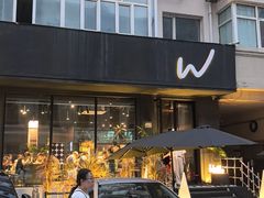 -W COLLECTIVE  DESSERT SHOP