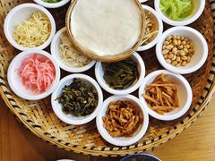 -包整·丝娃娃(一览甲秀楼风景店)