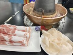 -楼外楼大刀肉传统火锅居(幸福街店)