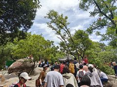 -灵岩山风景区