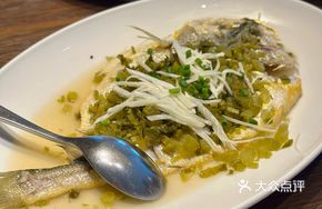 Snow Cabbage Stewed Deep-Sea Yellow Croaker