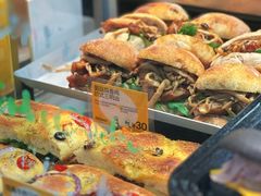 菌菇鸡肉欧式三明治-PAOPAO Bakery&Café(港汇店)