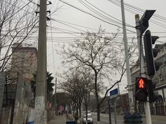 -武汉光谷广场杨家湾地铁站怡程酒店