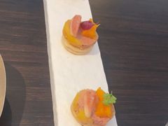 酥皮鹅肝配鲜无花果酱-庐灶江南·江南菜·四合院Bistro(东直门雍和宫·原华侨宾馆店)