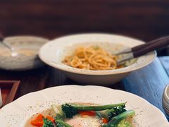 温泉蛋沙拉-小食院简餐厅