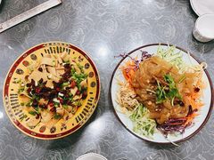 爽口大拉皮-龙香居海鲜浑锅家常菜·特色驴肉