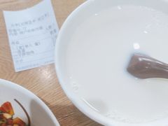 -三好食堂(煎饺·馄饨·肉饼米线·盛世广场店)