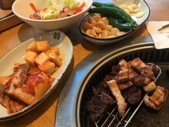 烤五花肉-黄金牧场(明洞总店)