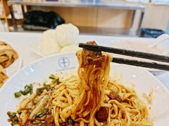 -李与白包子铺(桐梓林店)