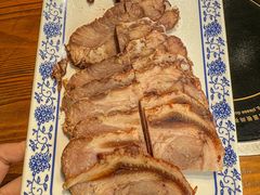 -老天桥酱肉烧饼夹肘子(天桥店)
