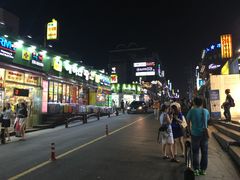 -宝健路步行街(Pedestrian Shopping Street)