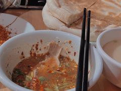 -肖仙仙羊肉汤·始于1996年(郫都店)