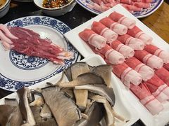 黄瓜条和磨裆-裕德孚·非遗手切涮羊肉(东直门内大街店)