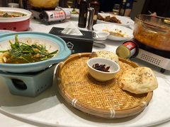 -梅花香里大酒店(郁金香路店)