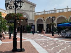 -佛罗伦萨小镇广佛名品奥特莱斯(疏港路店)