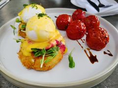 班尼迪克红菜头熏鲑鱼可乐饼-The Rug Cafe(王府中环店)