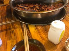 -岗上渣渣老火锅(两路口店)